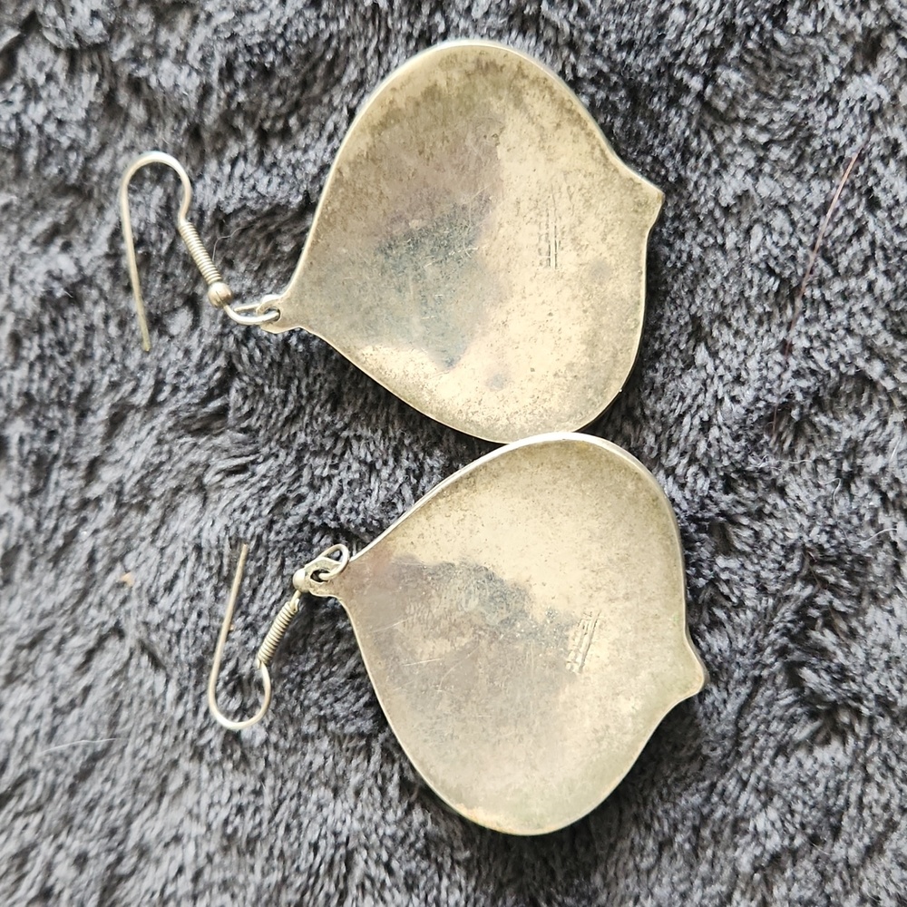 Silver shell earrings - Picture 3 of 6